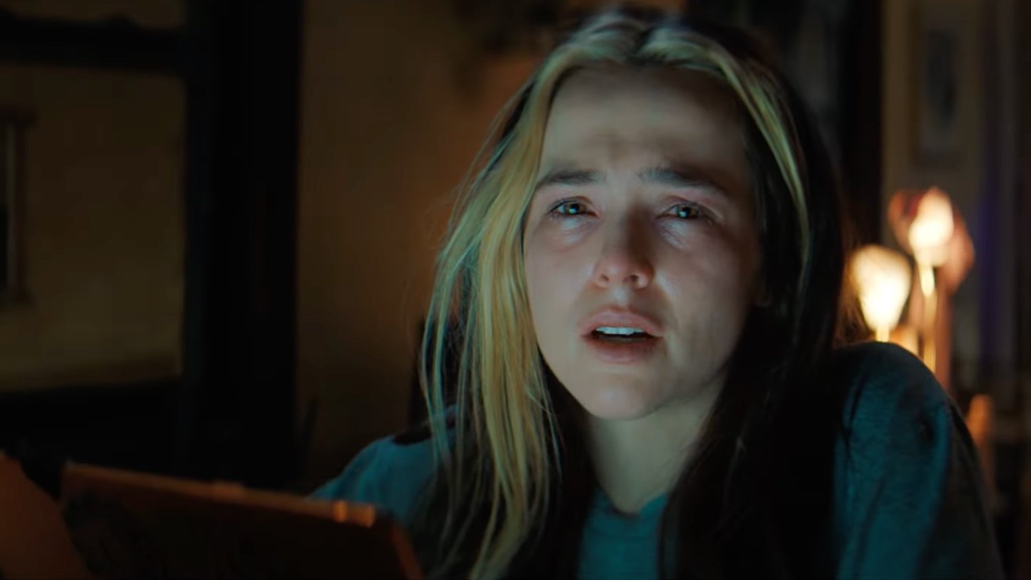 Zoey Deutch Is Obsessed with Social Media Fame in Teaser Trailer for NOT OKAY — GeekTyrant | My TV Online