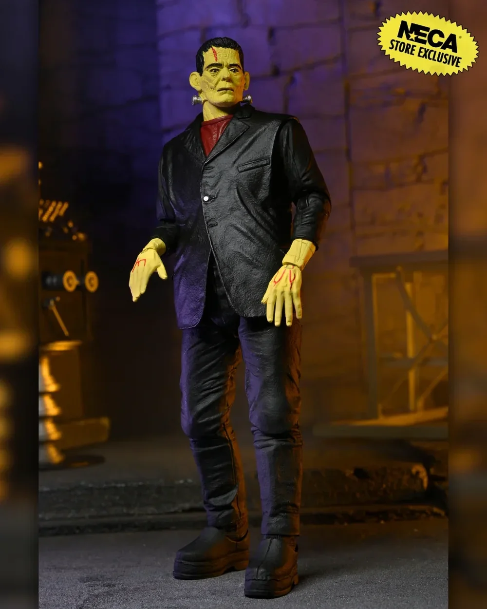 NECA-Classic-Movi-Monsters-004.webp