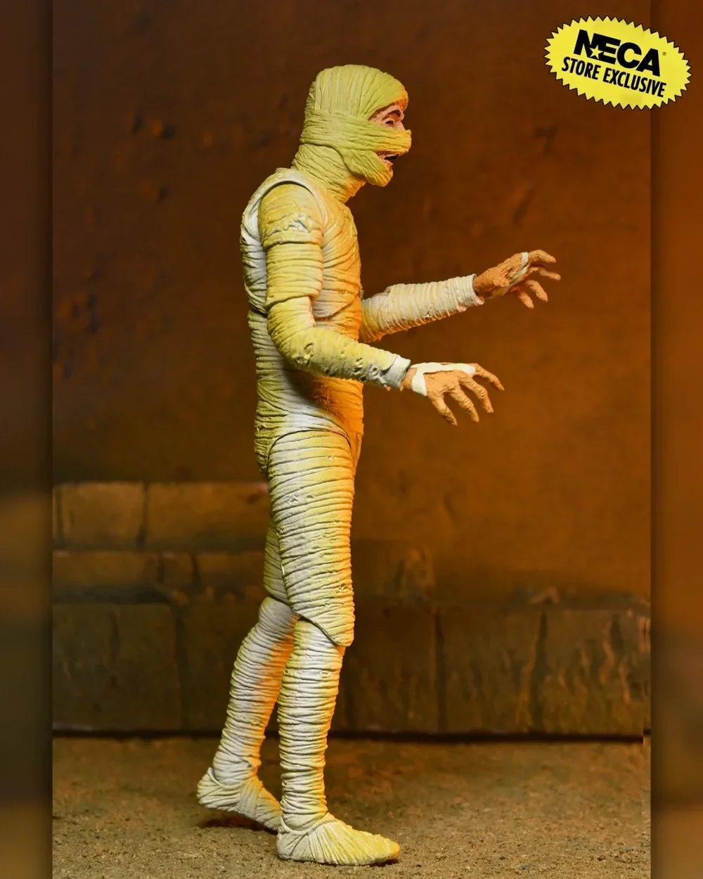 NECA-Classic-Movi-Monsters-015.webp