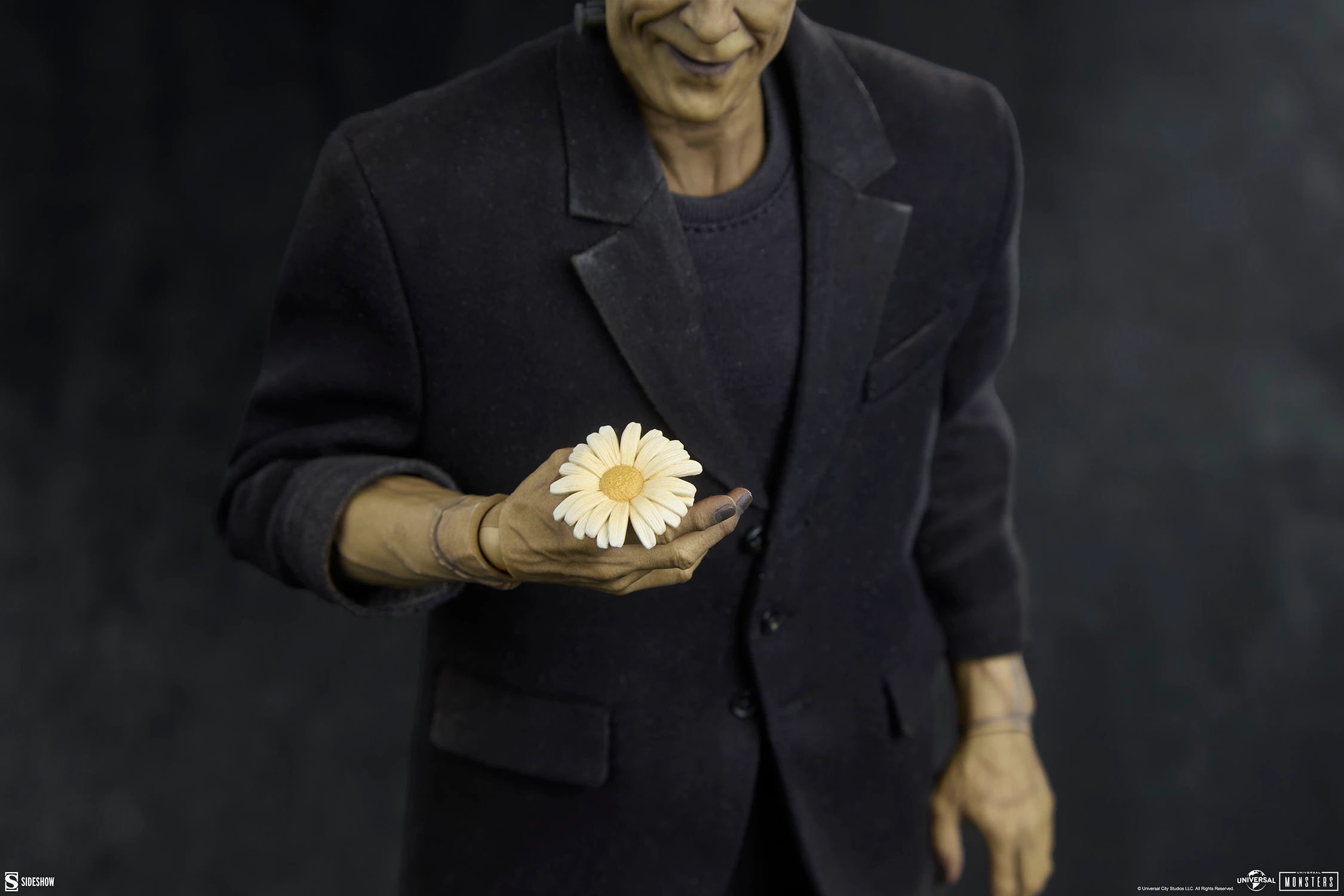 Sideshow-Frankenstein-Sixth-Scale-DX-008.jpg