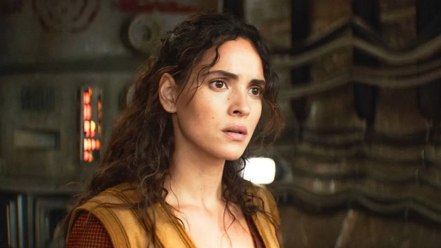 Adria Arjona Dodges Wonder Woman Casting Question at SDCC: