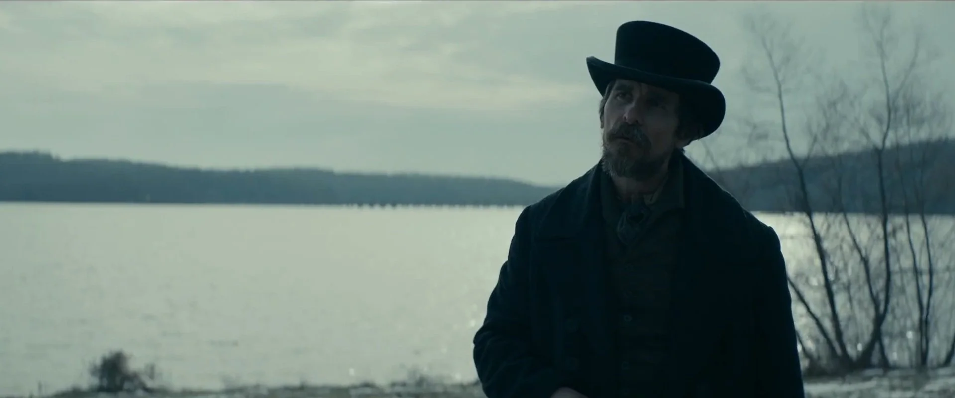 Christian Bale stars in new clip from Edgar Allan Poe’s period thriller THE PALE BLUE EYE Christian Bale stars in new clip from Edgar Allan Poe’s period thriller THE PALE BLUE EYE