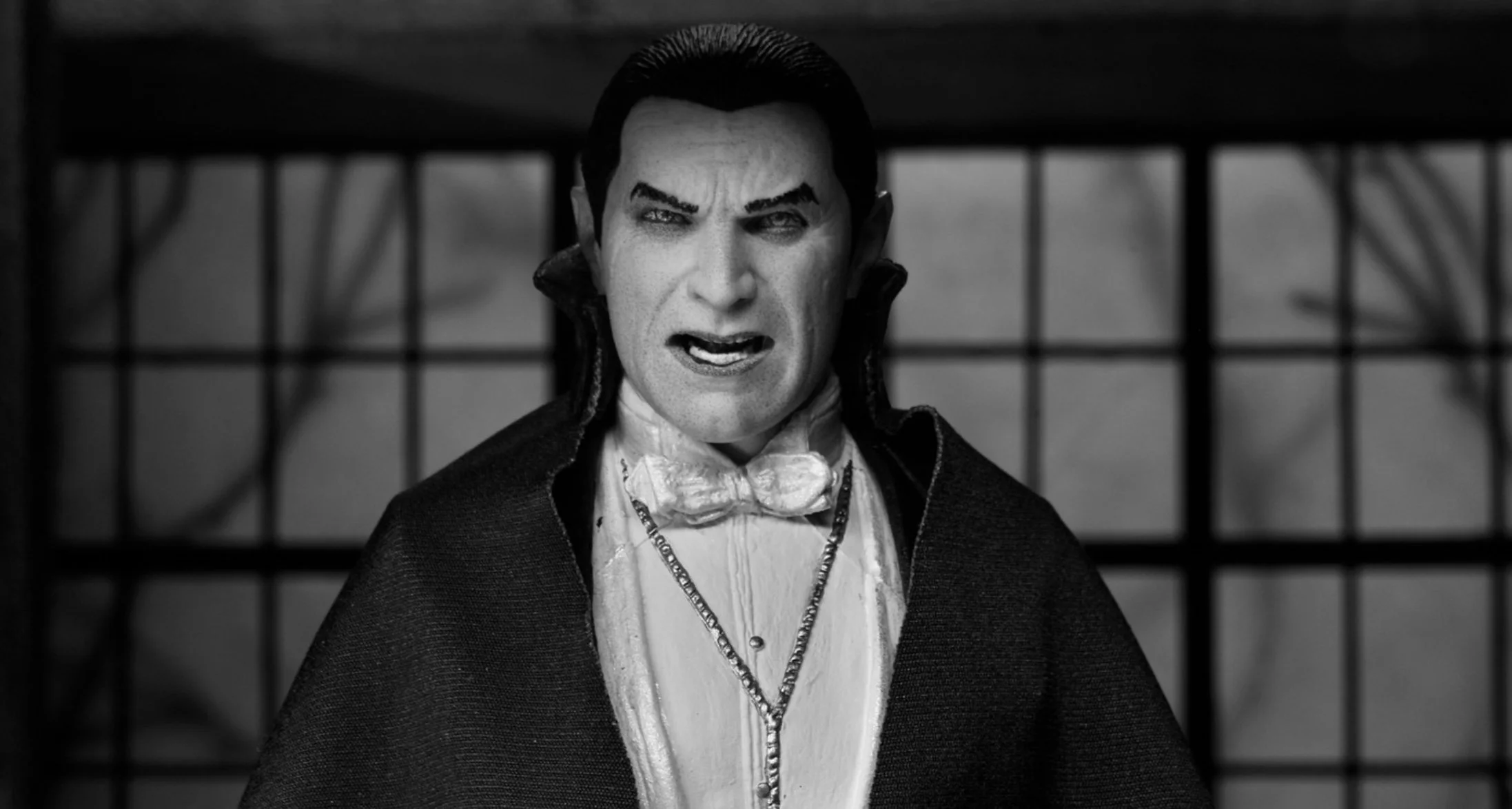 NECA Reveals Its Wicked Cool Black and White Bela Lugosi Action Figure ...
