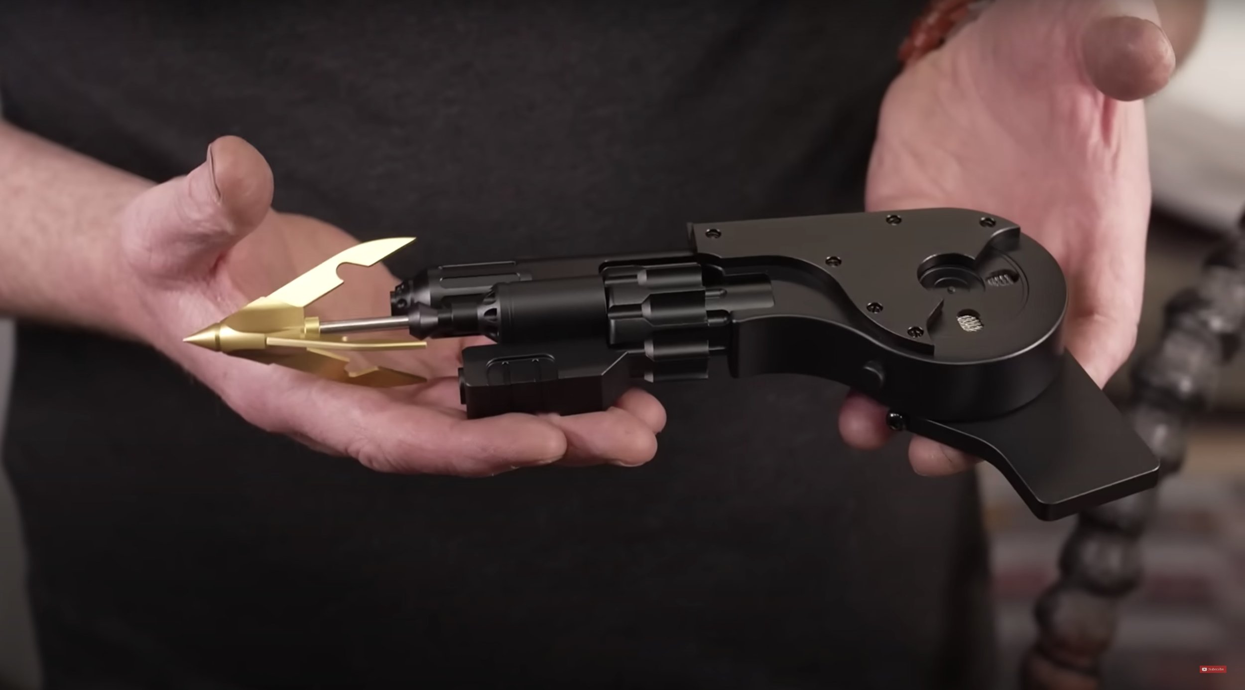 Adam Savage Shows Off an Impressive 1989 BATMAN Modular Grapnel Gun Prop  Replica — GeekTyrant