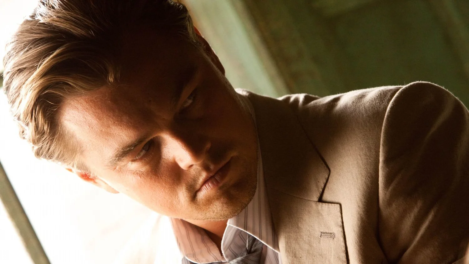 Chris Nolan Riddler Warner Bros. Wanted Leonardo DiCaprio to Play the Riddler in ...