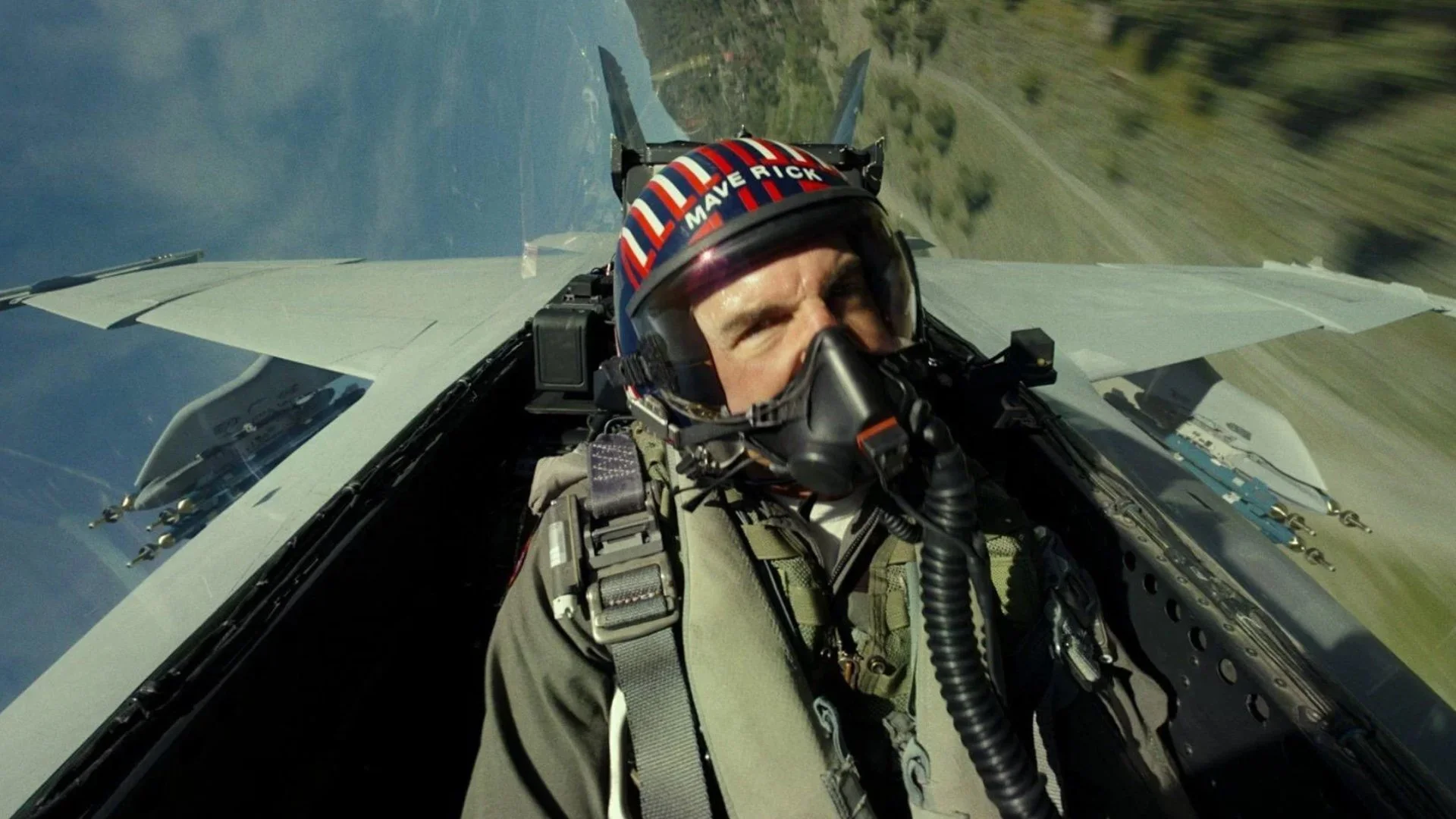 TOP GUN MAVERICK Director Reveals One Aerial Stunt He Thought Was