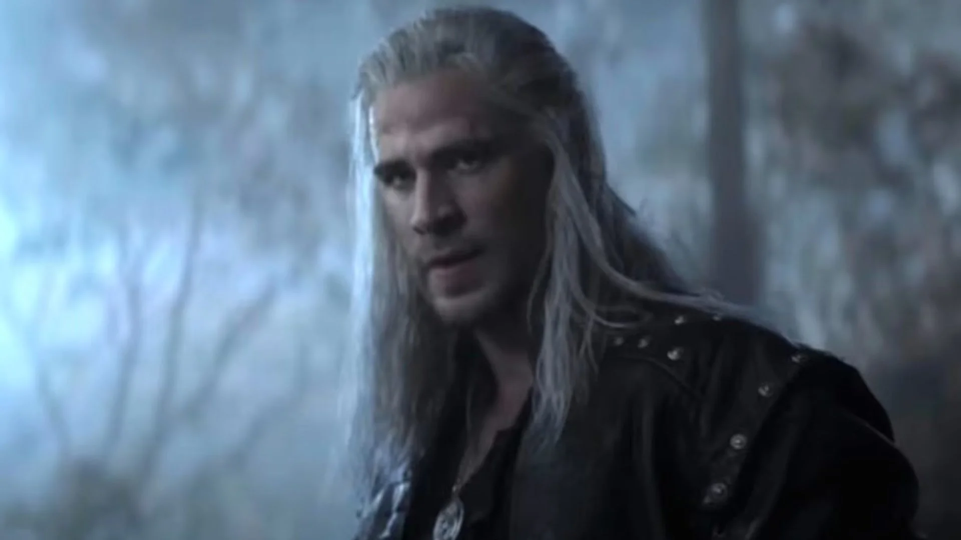 THE WITCHER Cast Praises Liam Hemsworth’s Relentless Energy as Geralt: ‘He Showed Up Fully Formed’