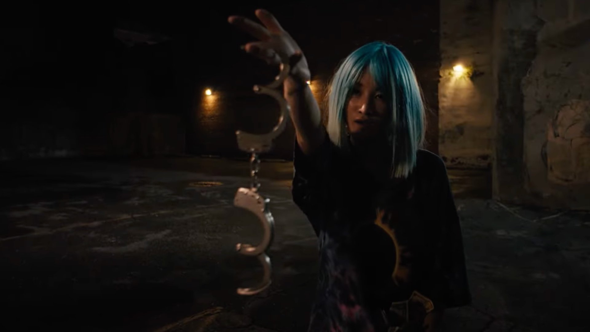 A girl with supernatural powers escapes a mental institution in Unhinged trailer of MONA LISA AND THE BLOOD MOON A girl with supernatural powers escapes a mental institution in Unhinged trailer of MONA LISA AND THE BLOOD MOON