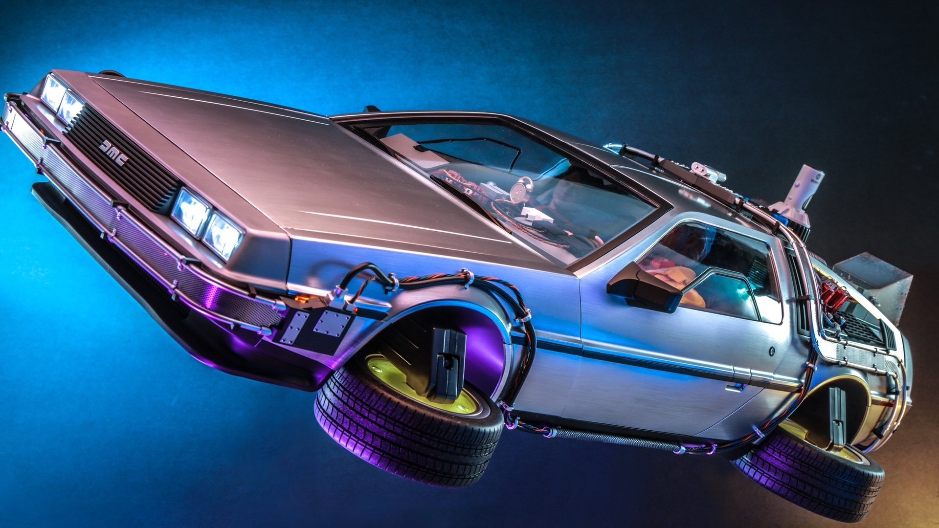 Hot Toys Shows off BACK TO THE FUTURE II - 1/6th Scale DeLorean Time Machine  Collectible Vehicle — GeekTyrant
