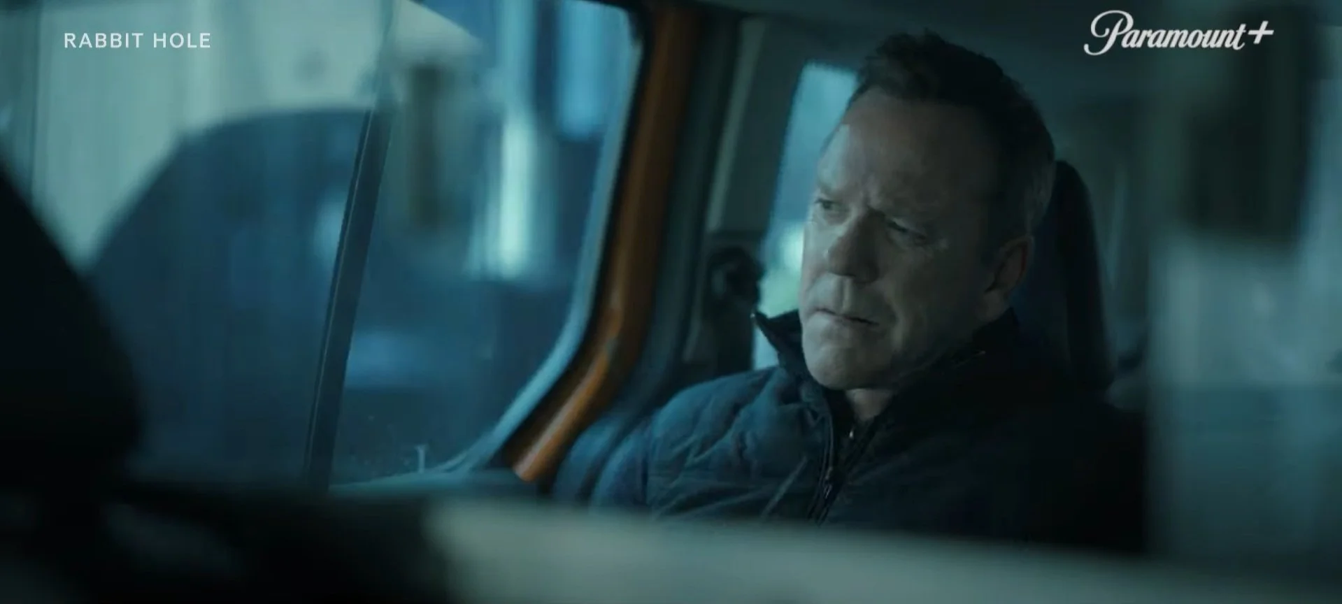 Kiefer Sutherland stars in full trailer for Paramount+ spy thriller series RABBIT HOLE Kiefer Sutherland stars in full trailer for Paramount+ spy thriller series RABBIT HOLE