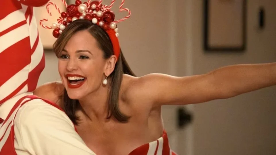 Jennifer Garner will star in Netflix’s holiday comedy MRS.  CLAUS