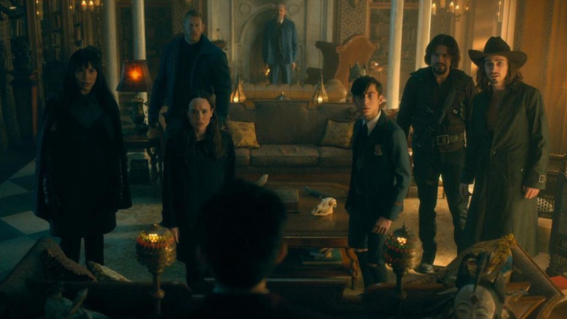 THE UMBRELLA ACADEMY The showrunner says the series could end with season 4 THE UMBRELLA ACADEMY The showrunner says the series could end with season 4
