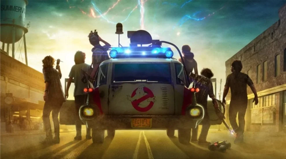 GHOSTBUSTERS: FIREHOUSE Set photos Surface with Winston Zeddemore and another surprise character