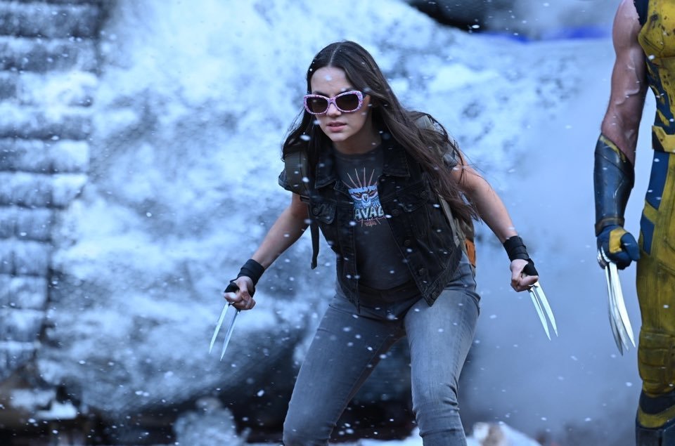 Ryan Reynolds Shares DEADPOOL & WOLVERINE Set Photos Featuring Dafne