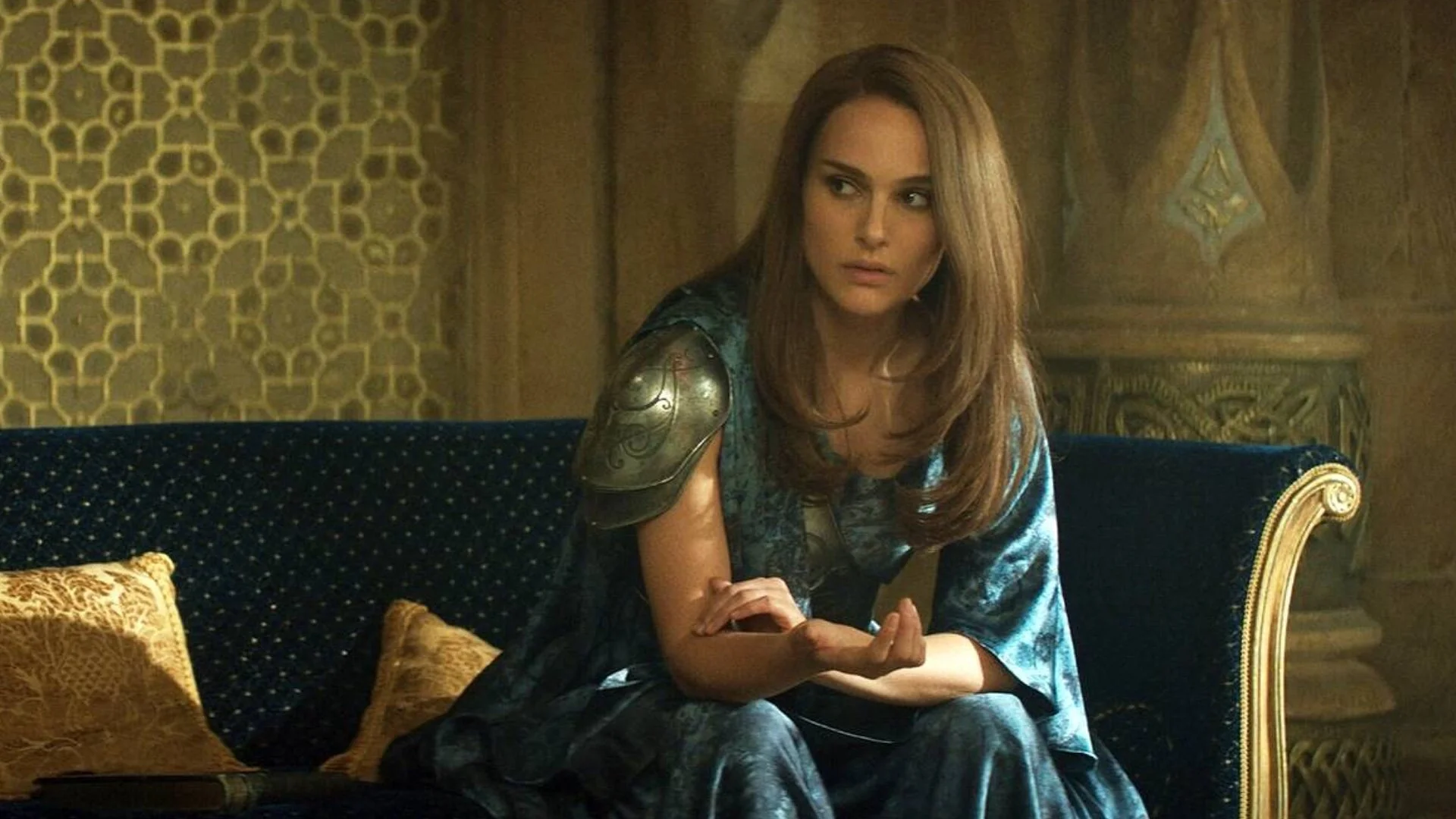 THOR: LOVE AND THUNDER Action Figure Reveals Natalie Portman's Jane