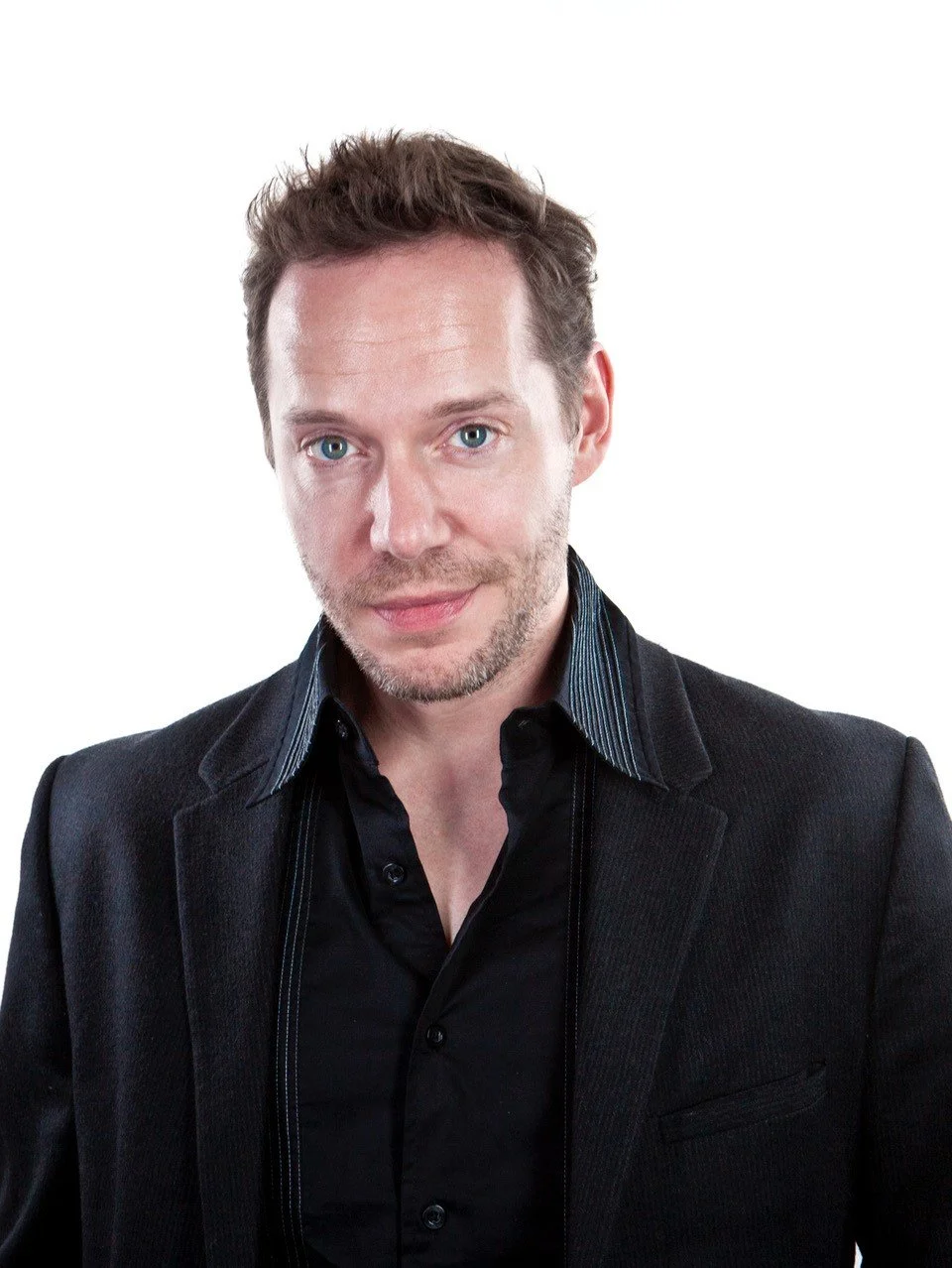 Jon Spaihts Will Adapt the GEARS OF WAR Movie for Netflix — GeekTyrant