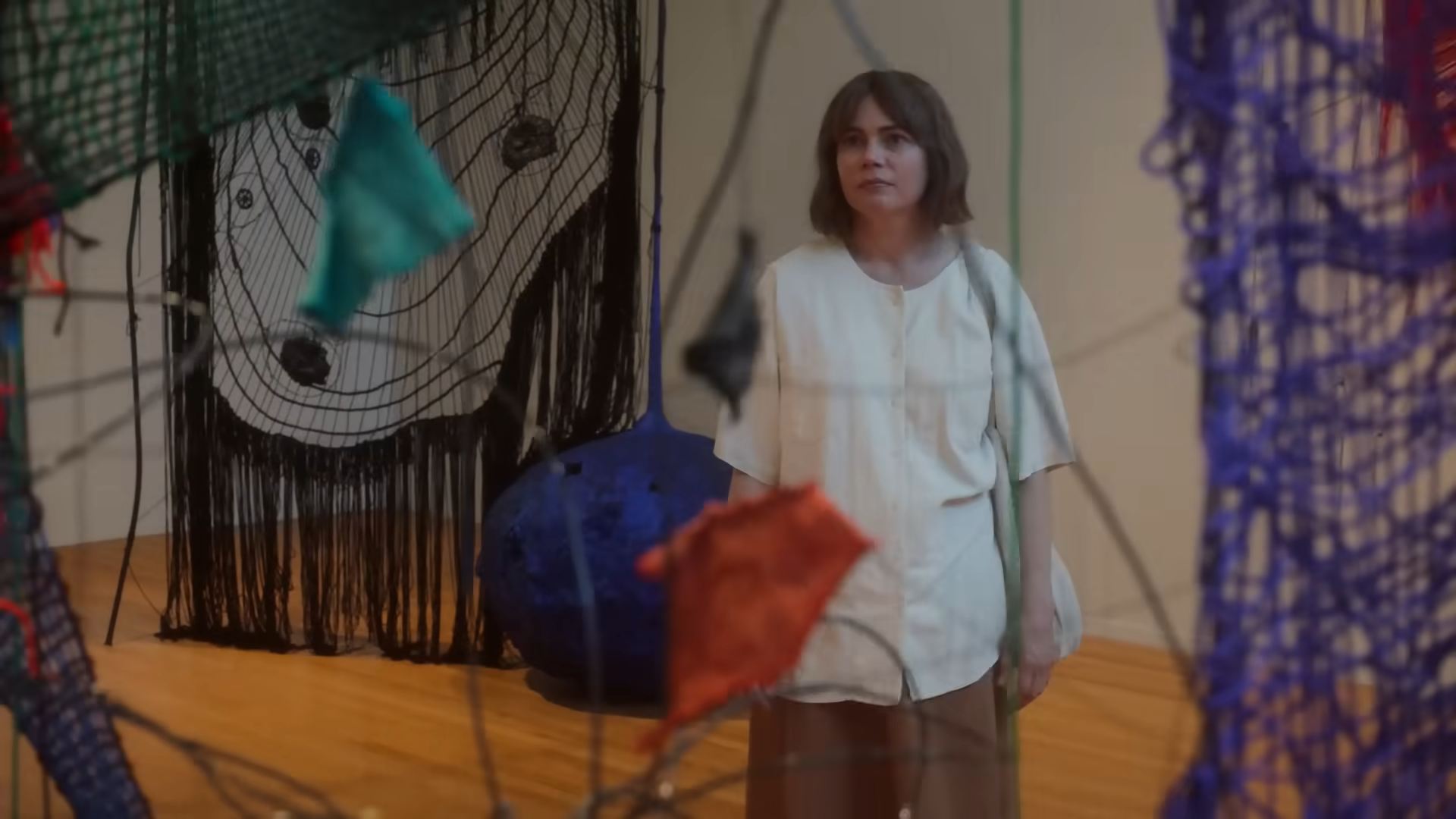 New trailer and poster for Lighthearted Art Dramedy SHOWING UP with Michelle Williams New trailer and poster for Lighthearted Art Dramedy SHOWING UP with Michelle Williams