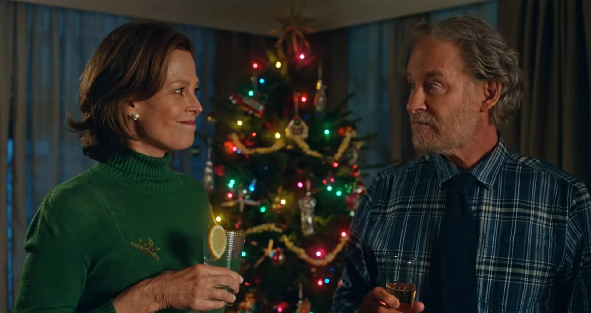 Fascinating trailer for the Rom-Com family drama THE GOOD HOUSE starring Sigourney Weaver and Kevin Kline Fascinating trailer for the Rom-Com family drama THE GOOD HOUSE starring Sigourney Weaver and Kevin Kline