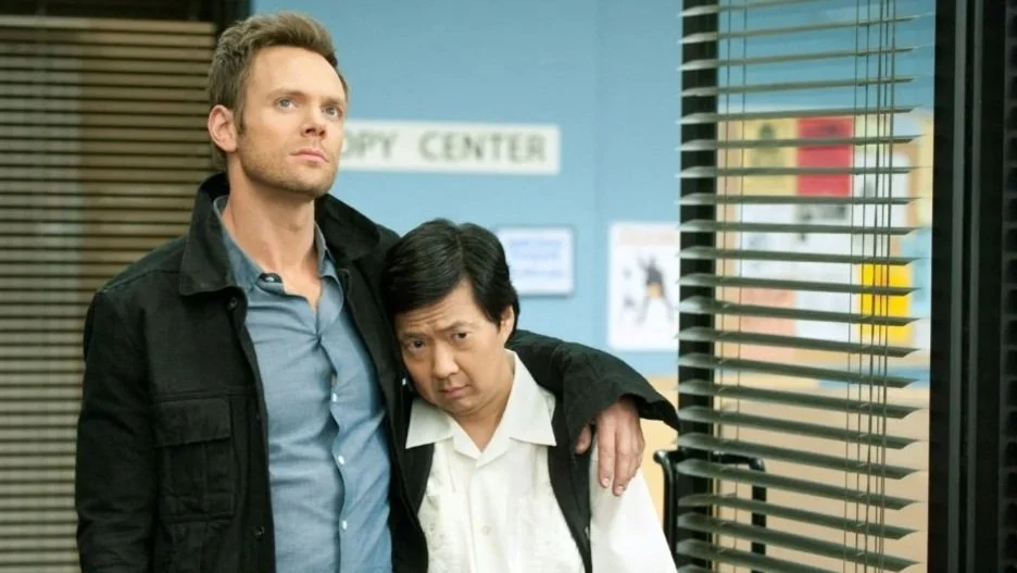 Joel McHale’s ANIMAL CONTROL Season 2 Guest Star List Will Include a Reunion of COMMUNITY Co-Stars Joel McHale’s ANIMAL CONTROL Season 2 Guest Star List Will Include a Reunion of COMMUNITY Co-Stars