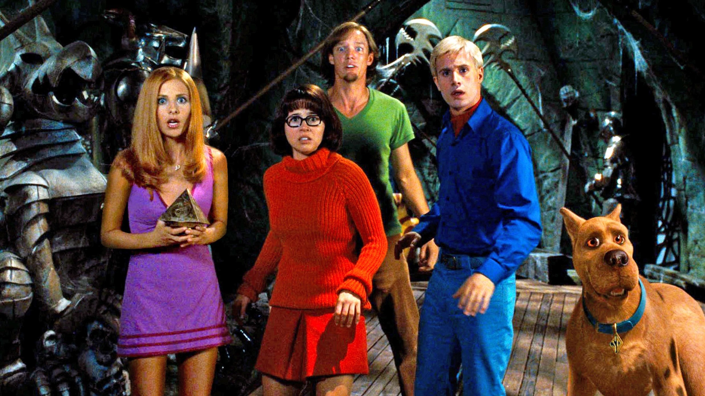Freddie Prinze Jr. Asked To Take Pay Cut To Give Co-Stars Raise In SCOOBY-DOO Sequel Freddie Prinze Jr. Asked To Take Pay Cut To Give Co-Stars Raise In SCOOBY-DOO Sequel