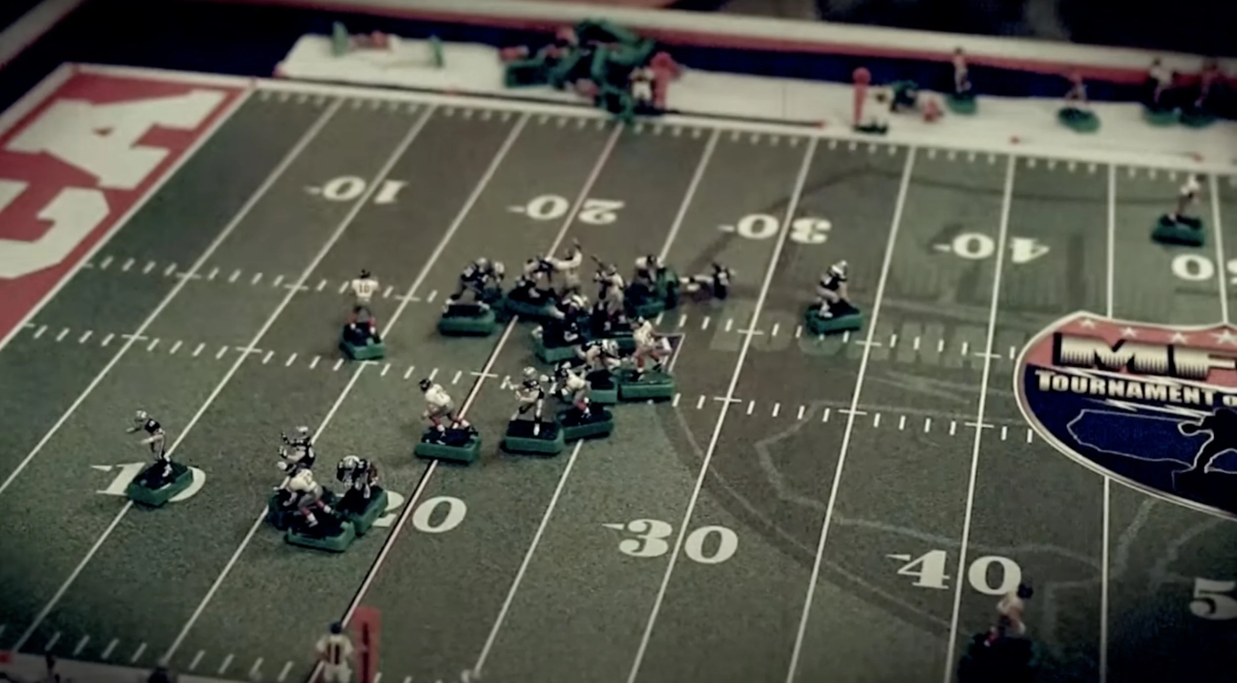 There's a Resurgence of Electric Football!? This Short Doc Explains How