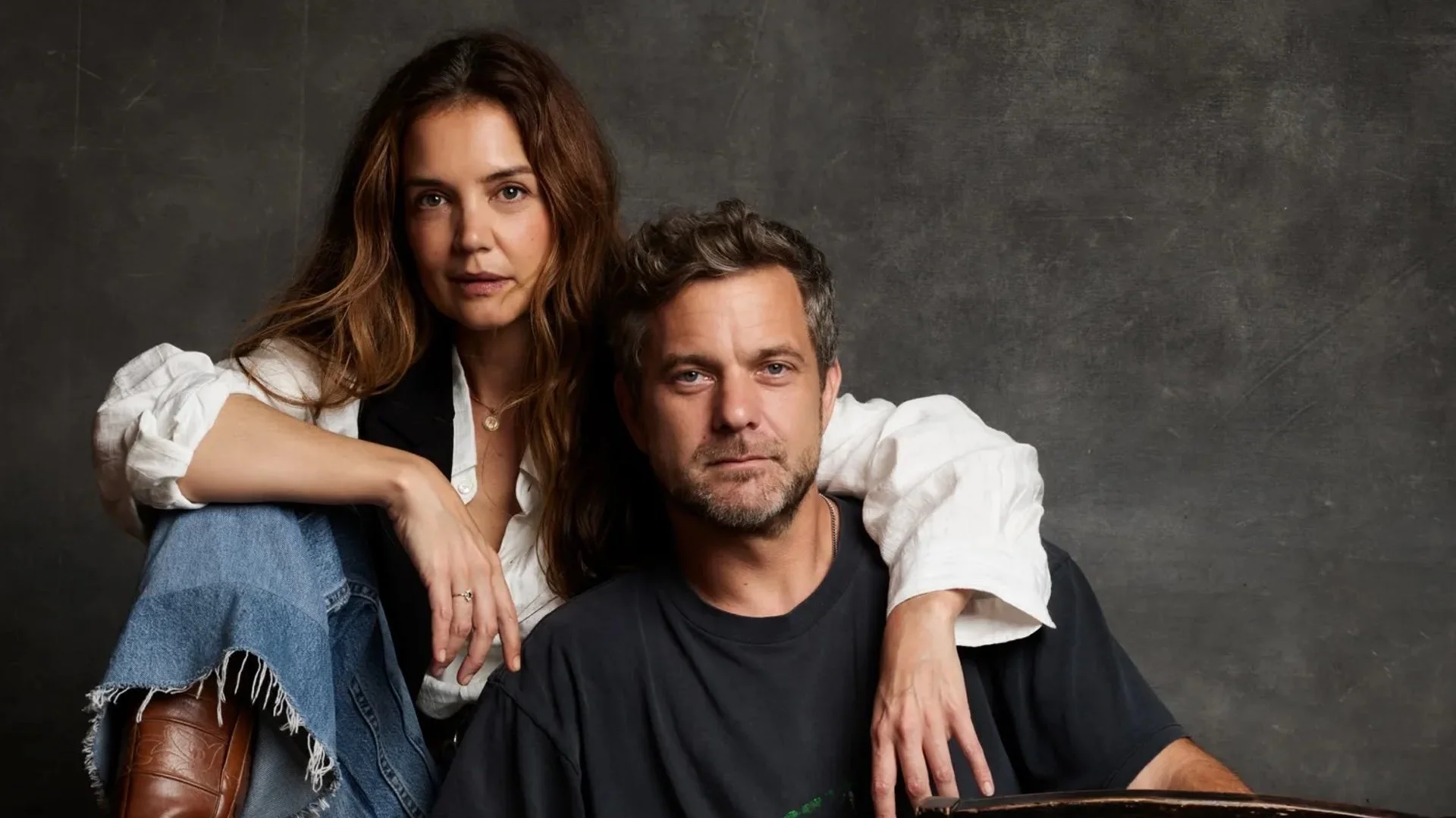 Katie Holmes to write, direct and star in Happy Hour trilogy of the film alongside the co-protagonist of Dawson’s Creek Joshua Jackson