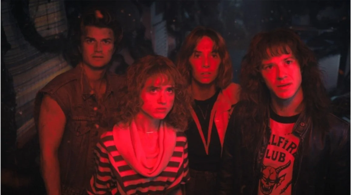 Joseph Quinn, who plays Eddie Munson in STRANGER THINGS, says the end of season 4 is absolute carnage Joseph Quinn, who plays Eddie Munson in STRANGER THINGS, says the end of season 4 is absolute carnage