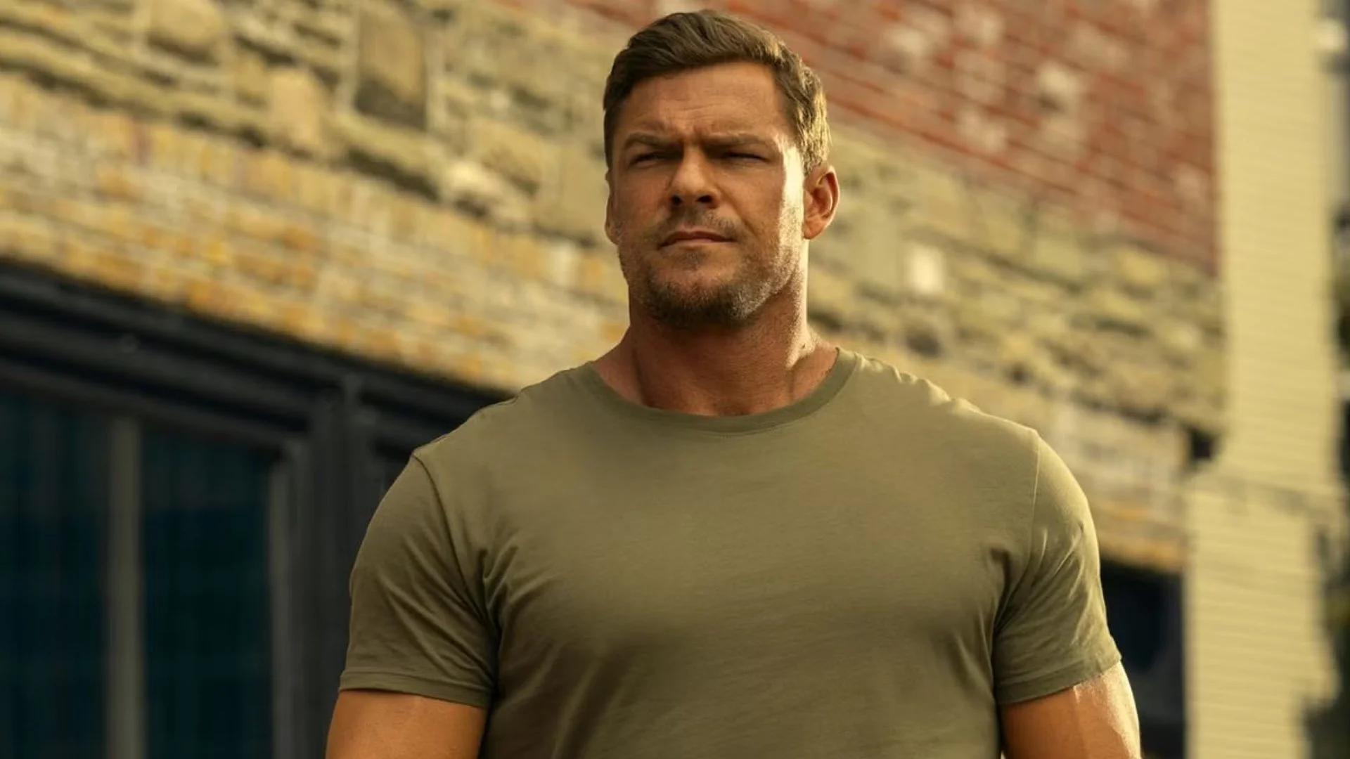 REACHER Star Alan Ritchson Teases Season 4 Release in 2026: “It's by ...