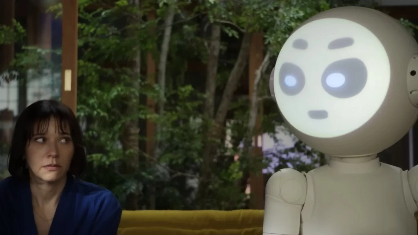 Intriguing Trailer For Apple TV+ Series SUNNY Starring Rashida Jones
