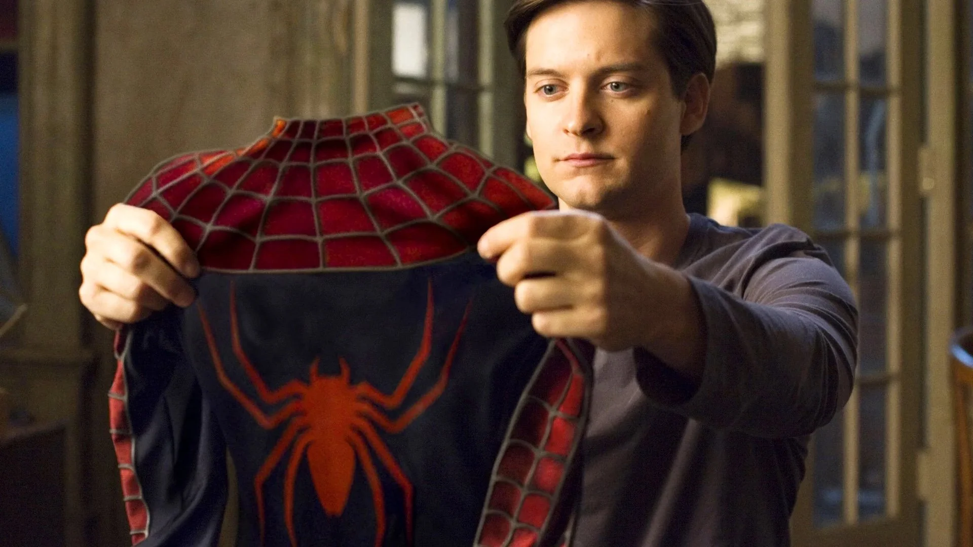 THE BATMAN writer Mattson Tomlin shares a hopeful update on Sam Raimi’s SPIDER-MAN 4: “I didn’t get a no…”