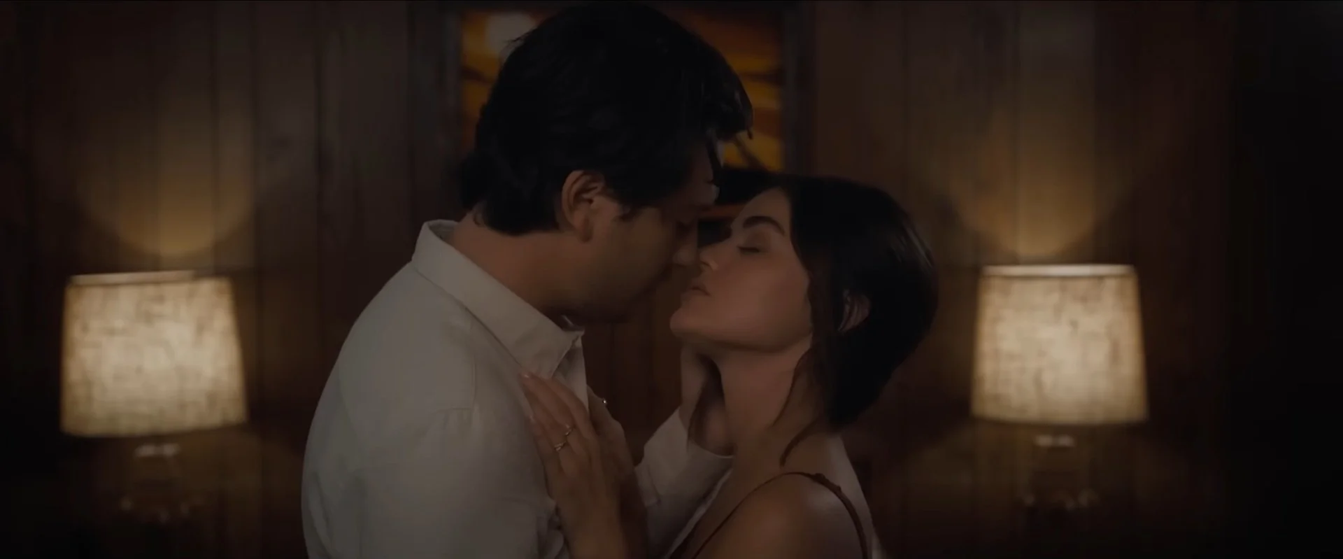 Trailer for the romantic comedy THAT BRINGS ME TO YOU Starring Lucy Hale and Nat Wolff Trailer for the romantic comedy THAT BRINGS ME TO YOU Starring Lucy Hale and Nat Wolff