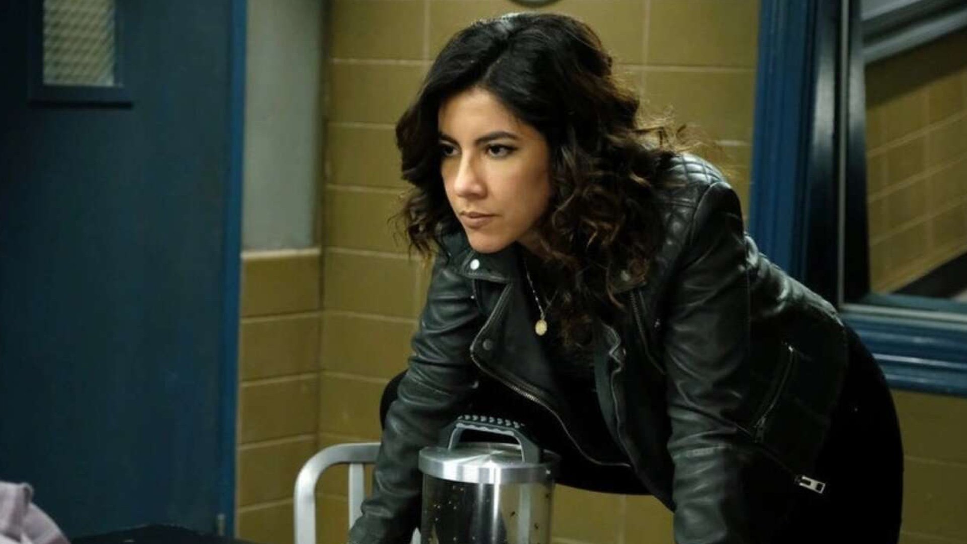 Stephanie Beatriz, de Brooklyn Nine-Nine, entra para elenco da