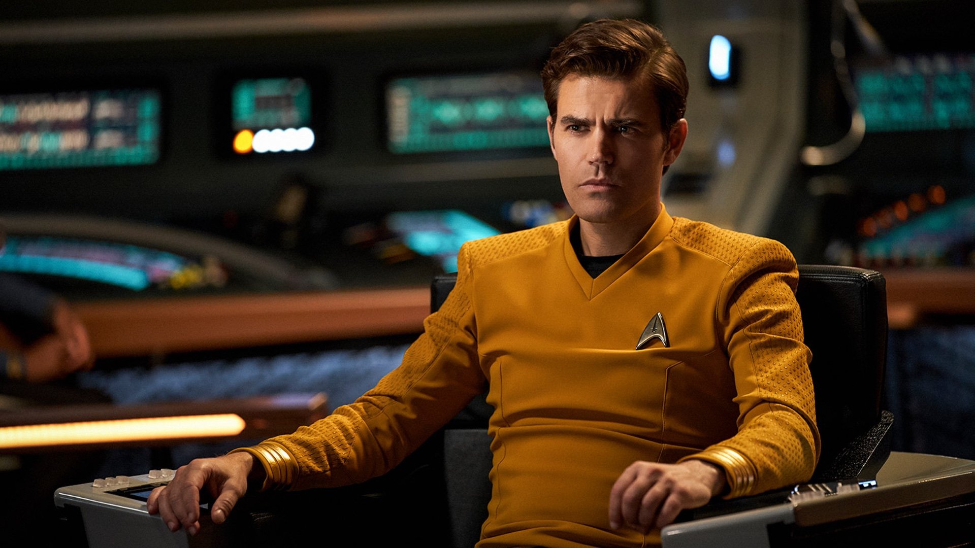 STAR TREK: STRANGE NEW WORLDS Showrunner Explains Paul Wesley’s Very Different Version of James T. Kirk STAR TREK: STRANGE NEW WORLDS Showrunner Explains Paul Wesley’s Very Different Version of James T. Kirk