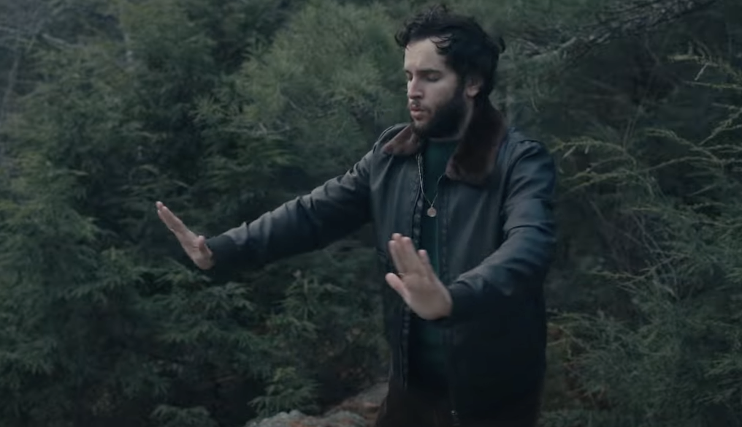 Trailer for psychedelic thriller TO THE MOON about a struggling addict and actor in Detox Trailer for psychedelic thriller TO THE MOON about a struggling addict and actor in Detox