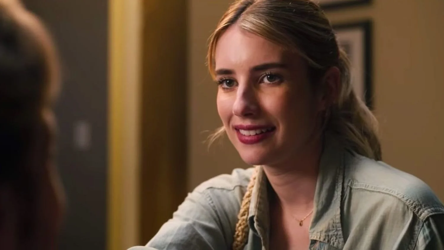 Emma Roberts Set to Star in New Comedy Film Project HOT MESS — GeekTyrant