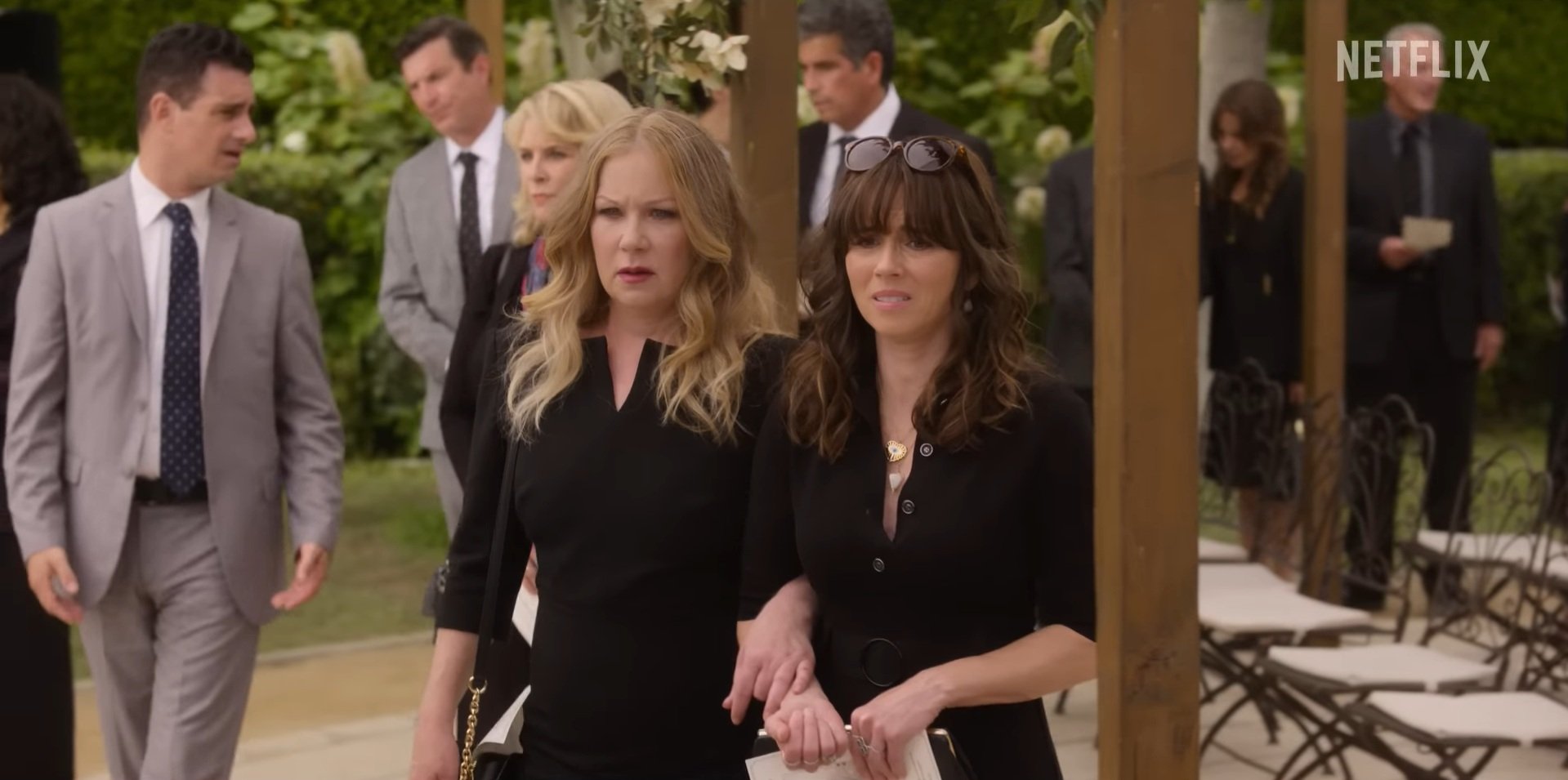 Christina Applegate and Linda Cardellini on their dark friendship