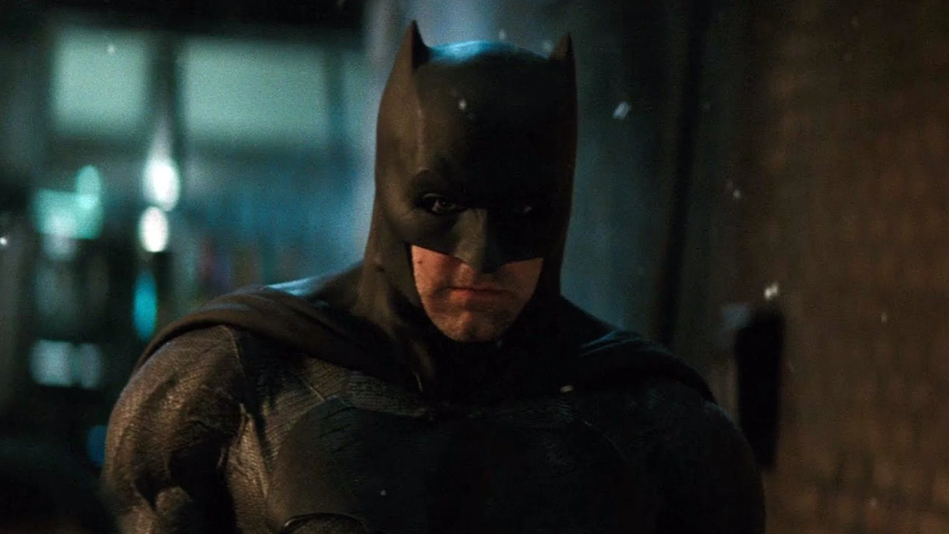 David Ayer explains Batman’s controversial actions in the suicide team scene