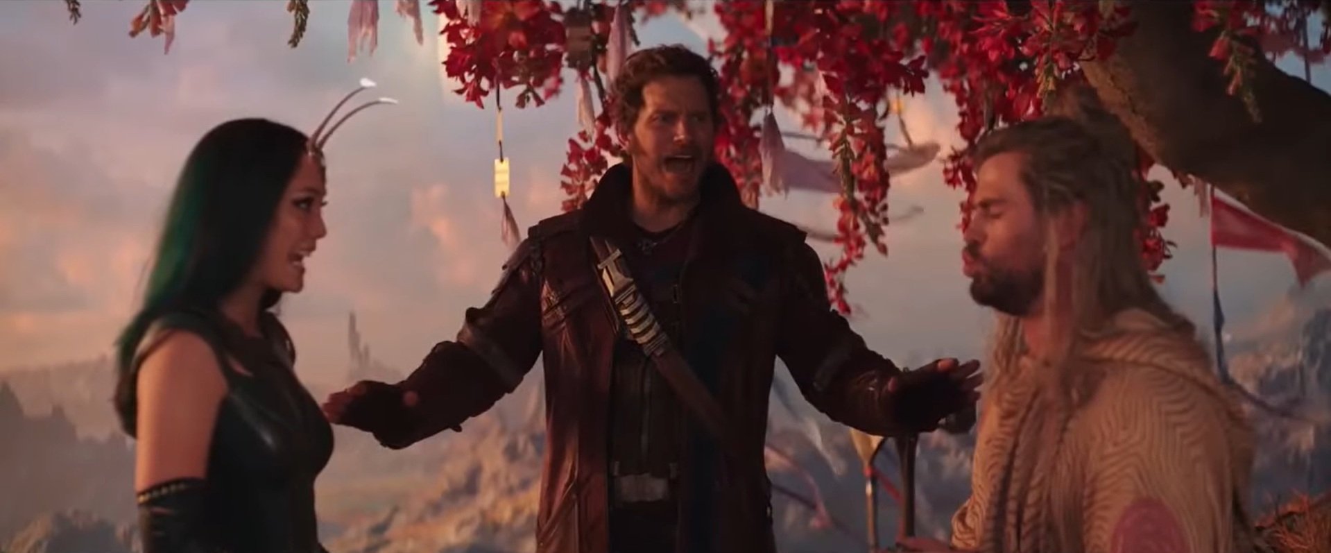 Thor Scene Here Are All The Deleted Scenes From Marvel's THOR: LOVE AND THUNDER ...