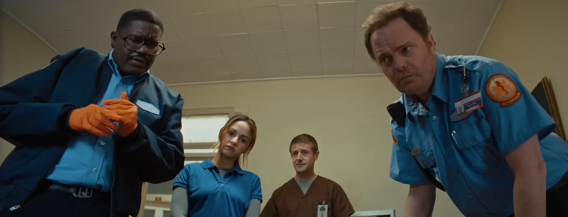 Excellent trailer of the Rainn Wilson 3 paramedical comic code 3