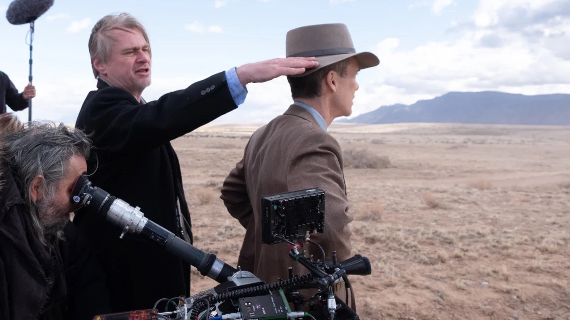 Christopher Nolan Slams Studios For Not Understanding The Theatrical Movie  Experience — GeekTyrant