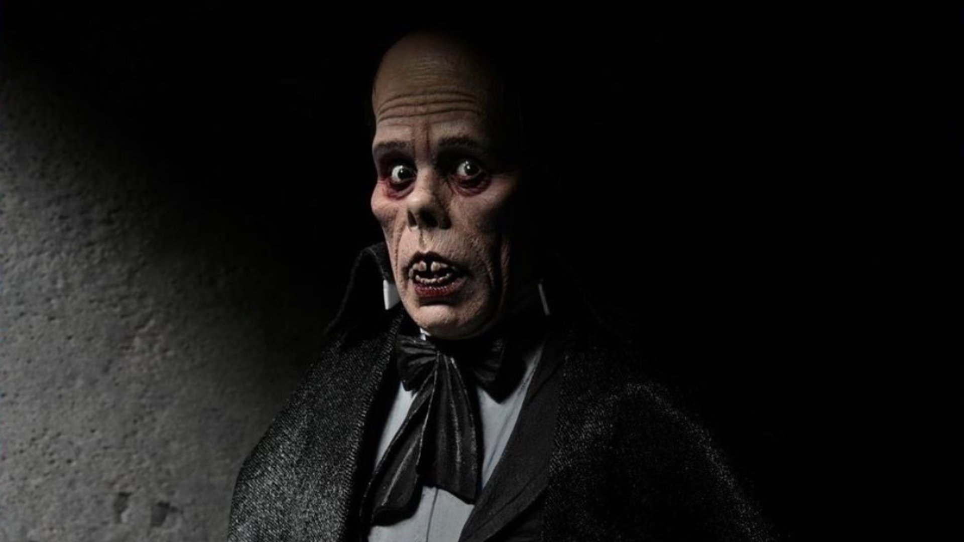 NECA reveals a new action figure based on THE PHANTOM OF THE OPERA by Lon Chaney NECA reveals a new action figure based on THE PHANTOM OF THE OPERA by Lon Chaney