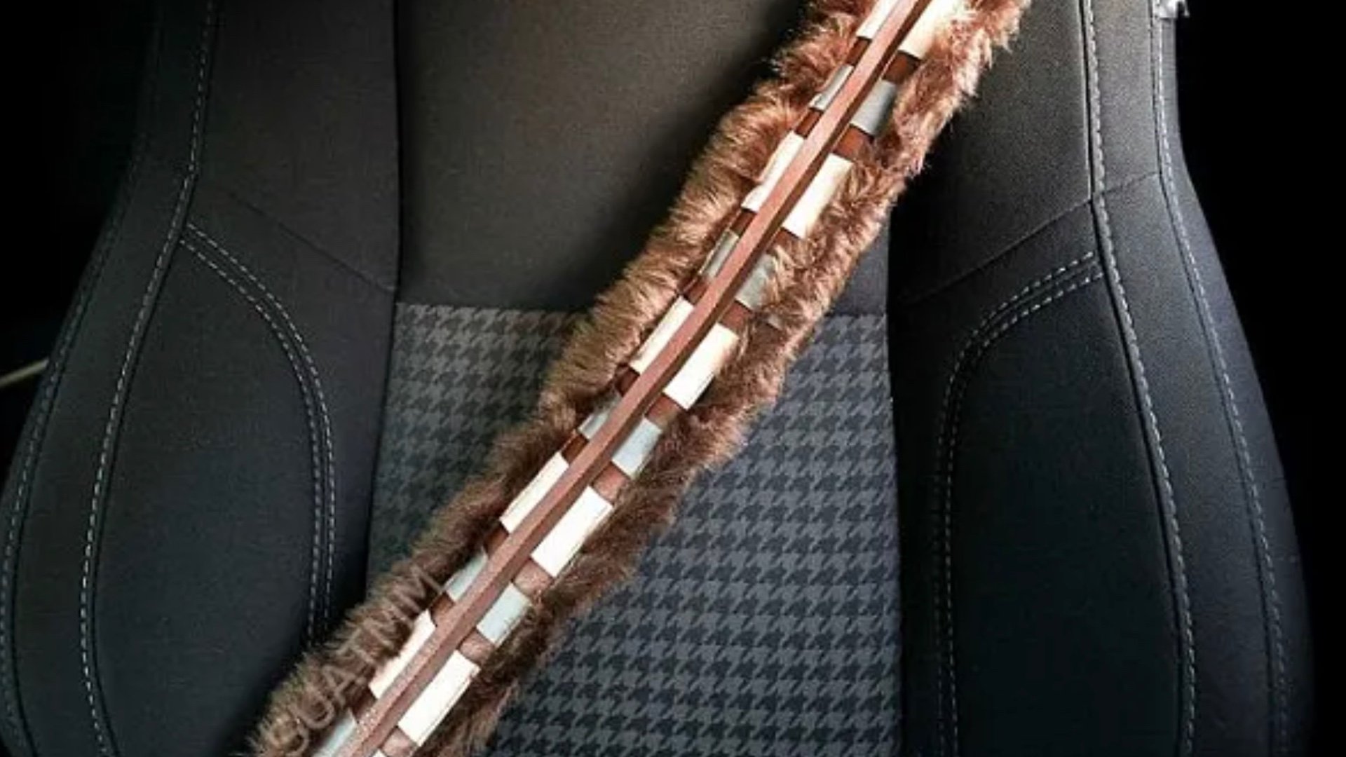 Let me introduce the Chewbelta, a Chewbacca Slinger Seatbelt Cover Let me introduce the Chewbelta, a Chewbacca Slinger Seatbelt Cover