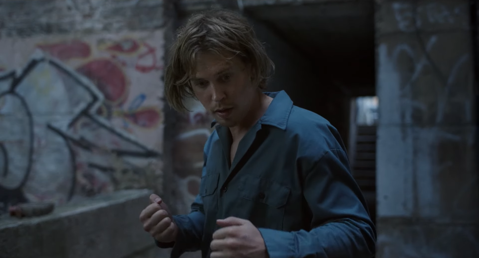The new featurette brings you behind the scenes of the hectic criminal comedy of Darren Aronofsky captured to steal