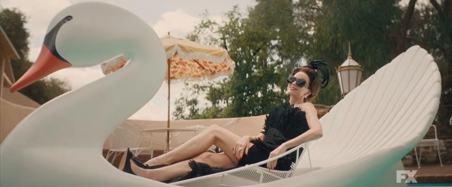 Fantastic Trailer for Ryan Murphy's StarStudded FX Drama FEUD CAPOTE VS. THE SWANS — GeekTyrant
