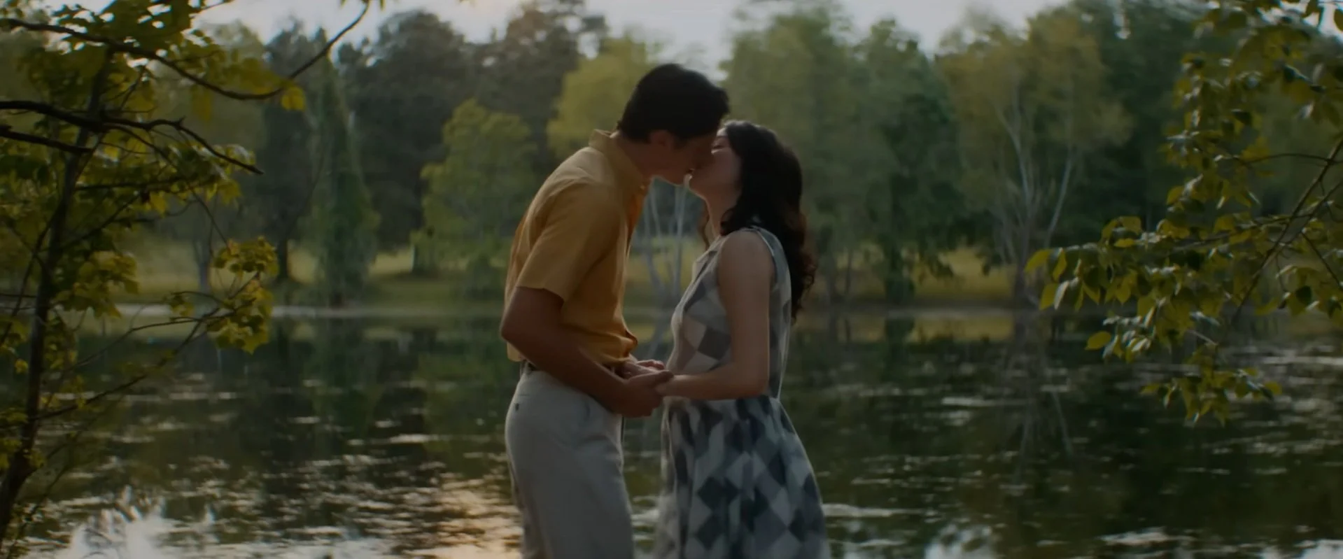 Trailer for the movie THE BLIND tells the story of the Robertson family of DUCK DYNASTY Fame Trailer for the movie THE BLIND tells the story of the Robertson family of DUCK DYNASTY Fame