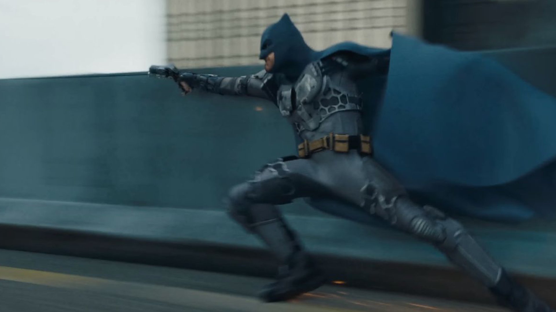 Ben Affleck Gets a Blue and Grey Batman Suit in THE FLASH, and We Have  Three 