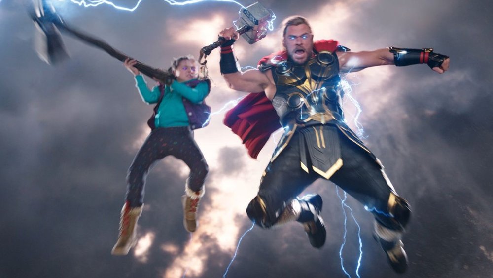 THOR: LOVE AND THUNDER Concept Art Reveals Alternate Design For Thor's ...