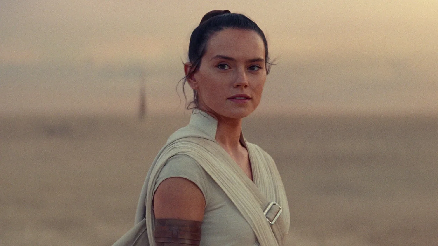 Damon Lindelof's STAR WARS Script Reportedly Focused on an Elderly Rey ...