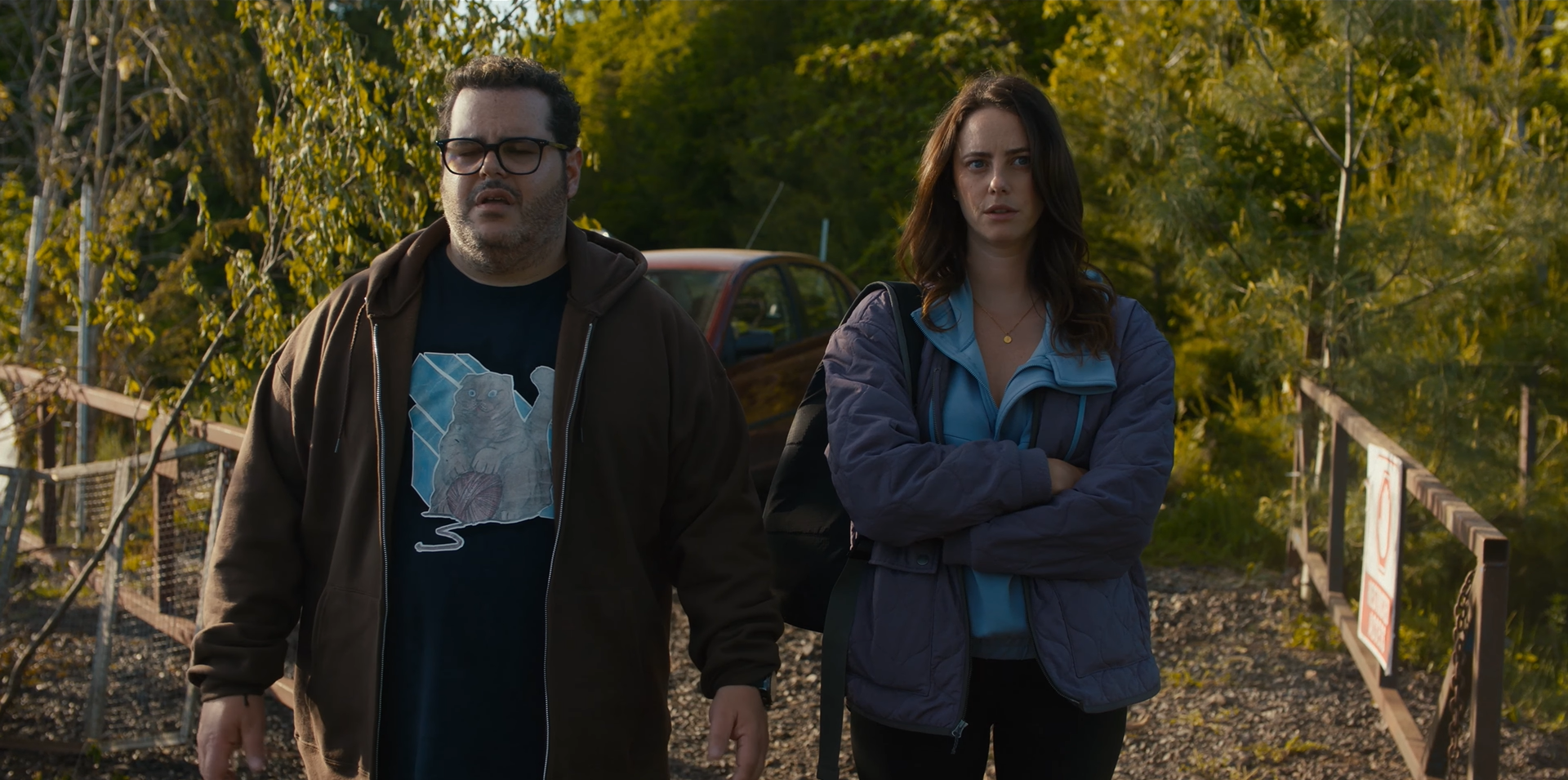 Intriguing trailer for adult dark comedy with Josh Gad and Kaya Scodelario