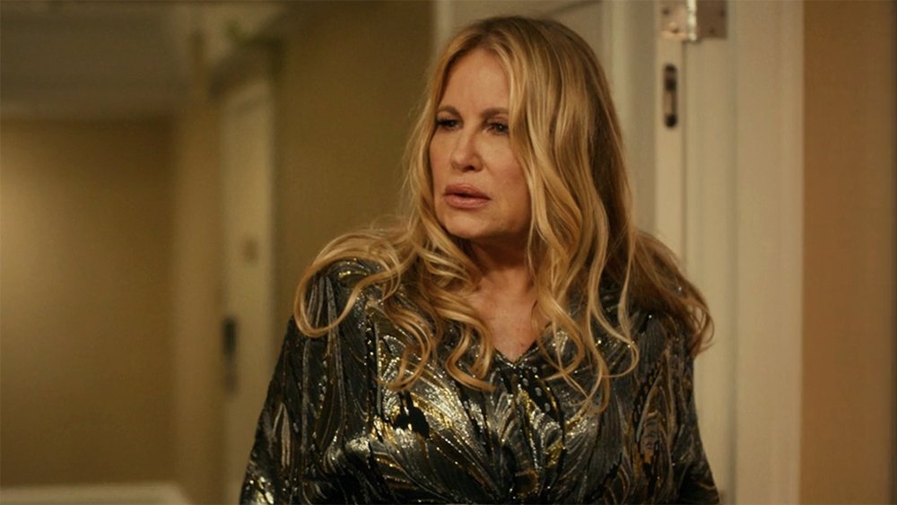 Naomi Watts & Jennifer Coolidge on How The Watcher Gets Under Your Skin